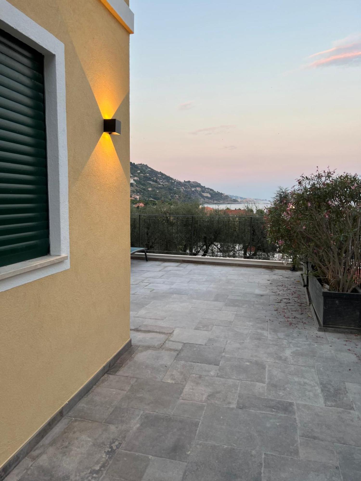 Corso Montecarlo Apartment Ventimiglia Exterior photo